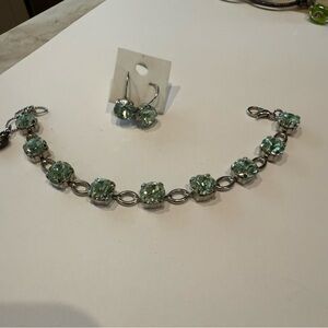 Elegant Silver and Green Jewelry Set